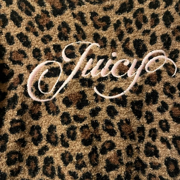 Juicy Couture Leopard Print Fuzzy Lounge Set Long sleeve top & Pants Pajama XL - Picture 8 of 10